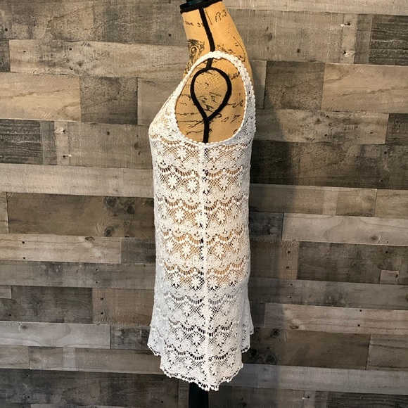 Victoria’s Secret Crochet Beach Coverup - Picture 4 of 15